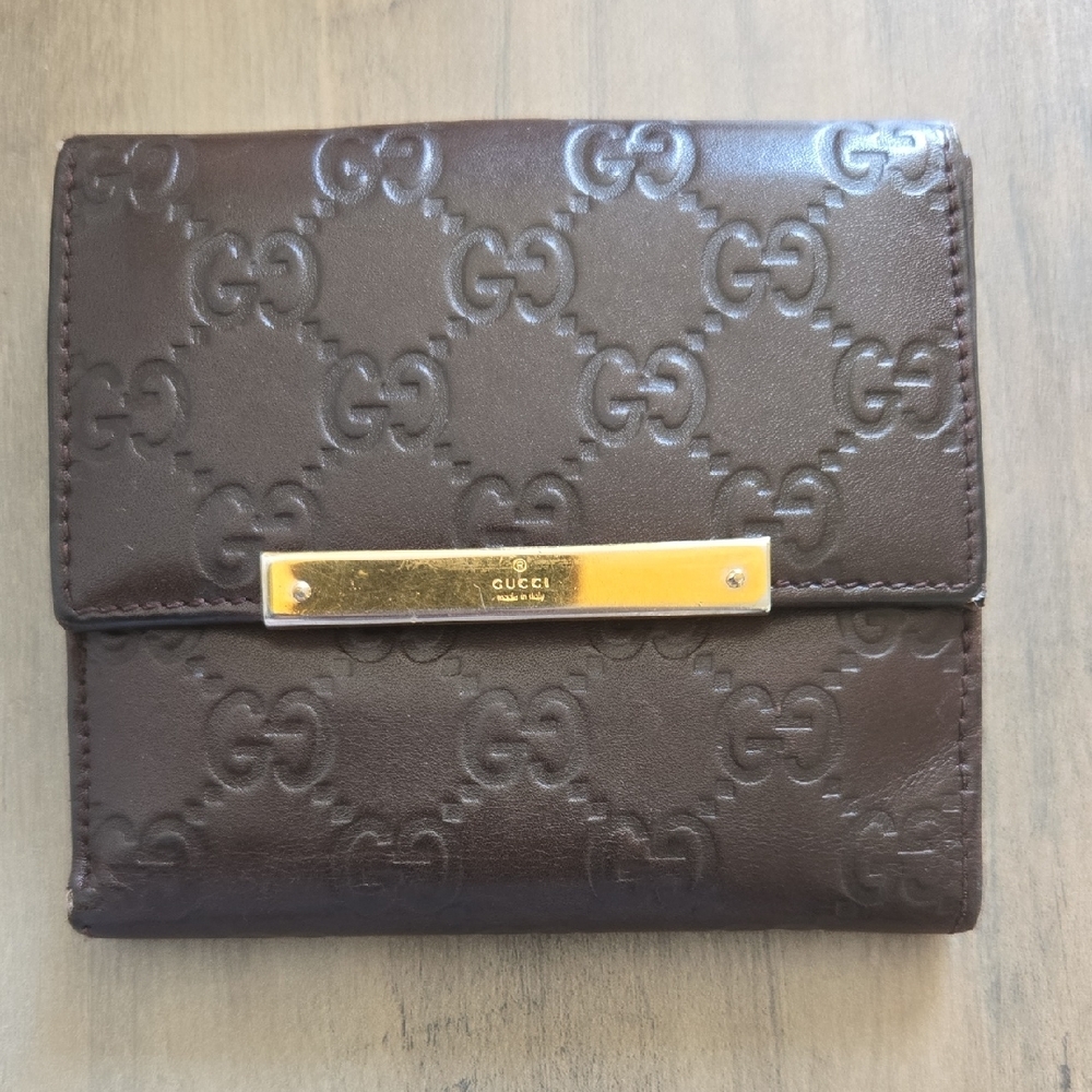 AUTHENTIC Gucci Dark Brown Embossed Leather Wallet